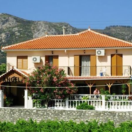 Angela Apartments Samos Town Eksteriør billede