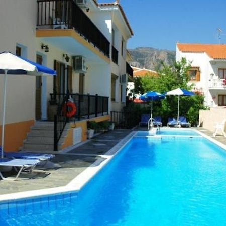 Angela Apartments Samos Town Eksteriør billede
